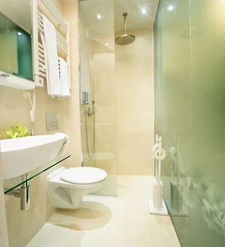 Apartment Secluded Mountain Cozy With Fireplace